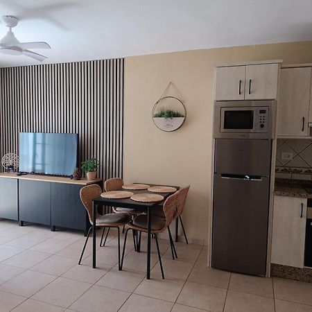 Greatly Located Apartment With Heated Pool, Los Cristianos Los Cristianos  Esterno foto
