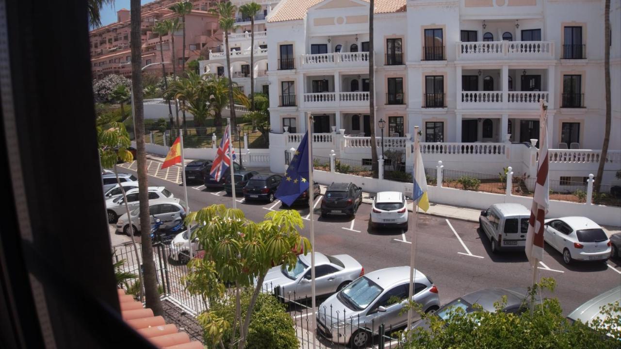 Greatly Located Apartment With Heated Pool, Los Cristianos Los Cristianos  Esterno foto