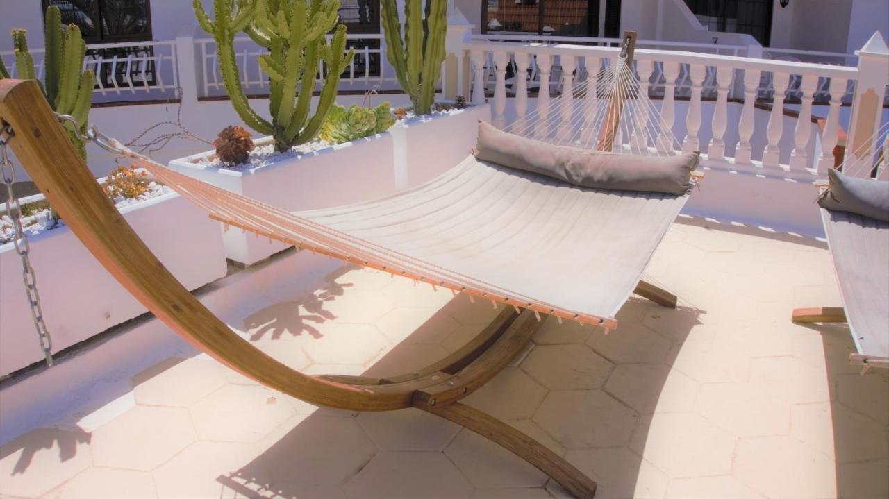 Greatly Located Apartment With Heated Pool, Los Cristianos Los Cristianos  Esterno foto