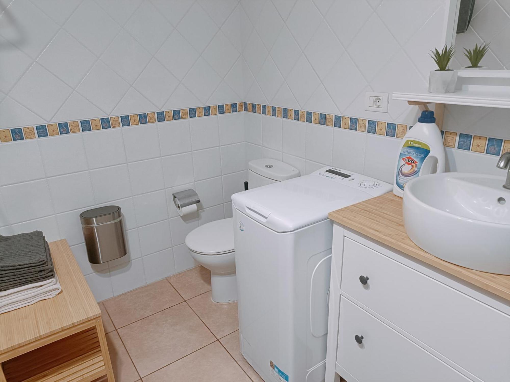 Greatly Located Apartment With Heated Pool, Los Cristianos Los Cristianos  Esterno foto